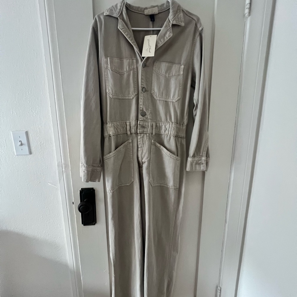Universal Thread Gray Jumpsuit